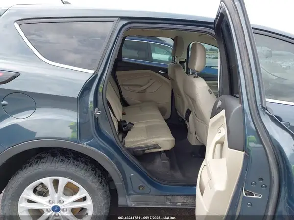 1FMCU9GD0KUC04139 2019 FORD ESCAPE - Image 8