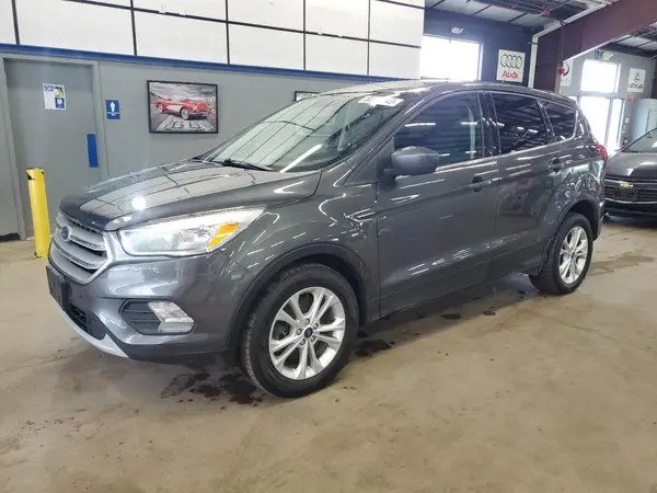 1FMCU9GD0KUC17375 2019 FORD ESCAPE - Image 1