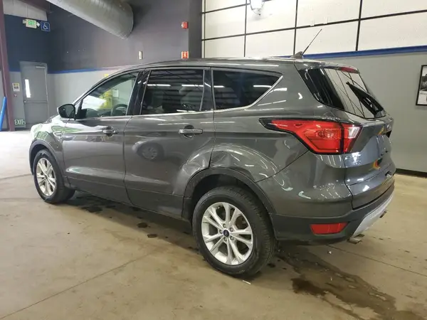 1FMCU9GD0KUC17375 2019 FORD ESCAPE - Image 2