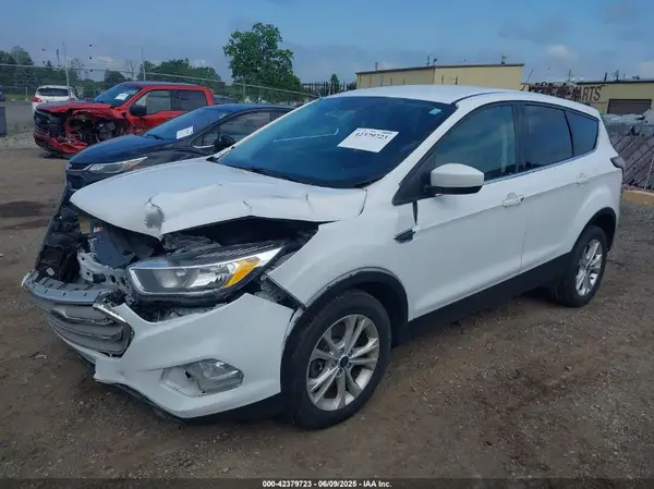 1FMCU9GD0KUC34807 2019 FORD ESCAPE - Image 2