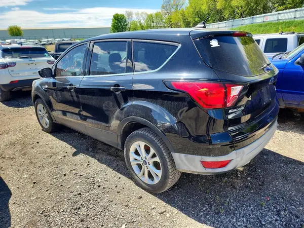 1FMCU9GD0KUC36508 2019 FORD ESCAPE - Image 2