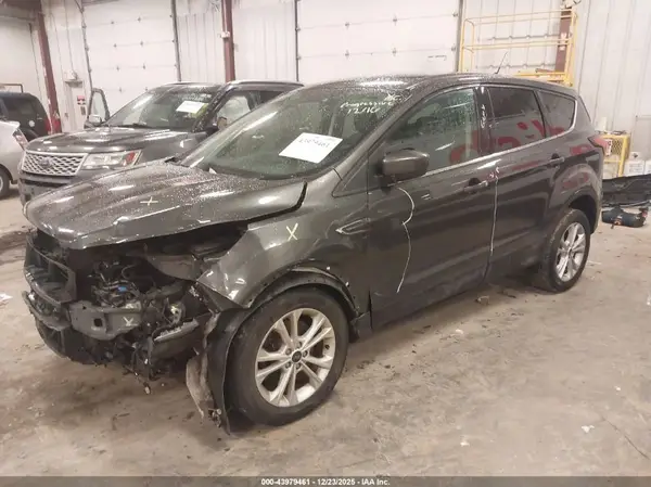 1FMCU9GD0KUC50859 2019 FORD ESCAPE - Image 2
