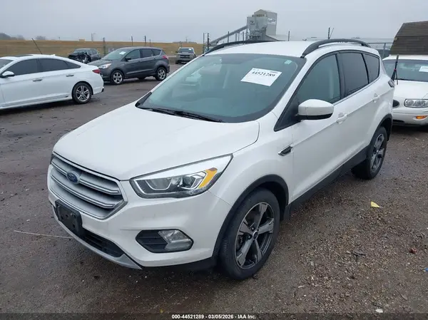 1FMCU9GD1HUA03570 2017 FORD ESCAPE - Image 2