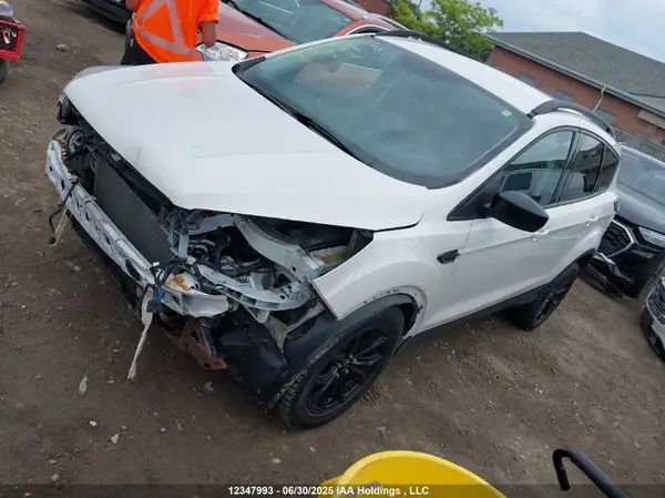 1FMCU9GD1HUA05495 2017 FORD ESCAPE - Image 2