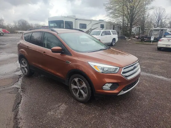 1FMCU9GD1HUA08302 2017 FORD ESCAPE - Image 1