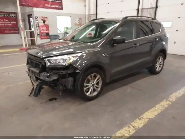 1FMCU9GD1HUA15606 2017 FORD ESCAPE - Image 2