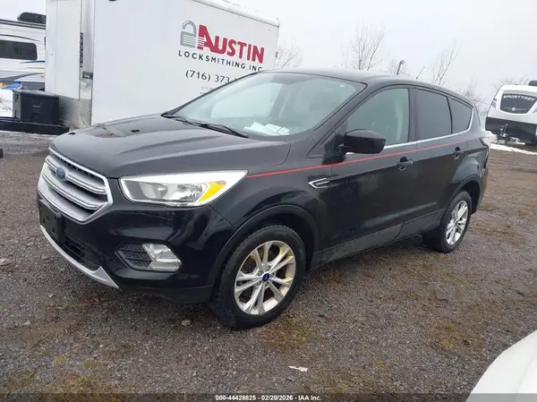 1FMCU9GD1HUA24984 2017 FORD ESCAPE - Image 2