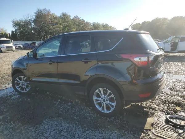 1FMCU9GD1HUA44698 2017 FORD ESCAPE - Image 2