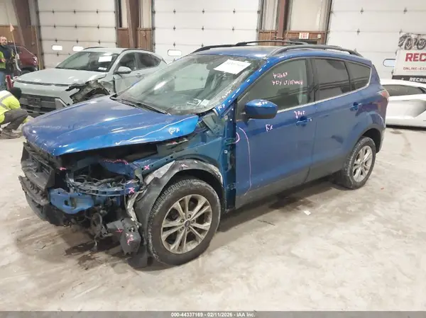 1FMCU9GD1HUA86837 2017 FORD ESCAPE - Image 2
