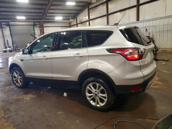 1FMCU9GD1HUA97028 2017 FORD ESCAPE - Image 2