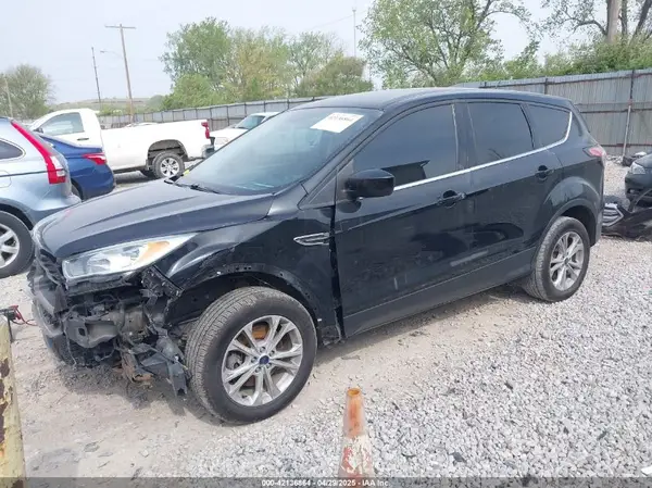 1FMCU9GD1HUA99989 2017 FORD ESCAPE - Image 2
