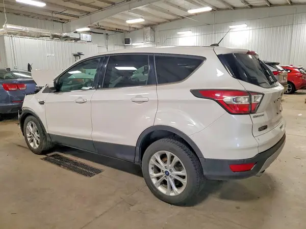 1FMCU9GD1HUB15754 2017 FORD ESCAPE - Image 2