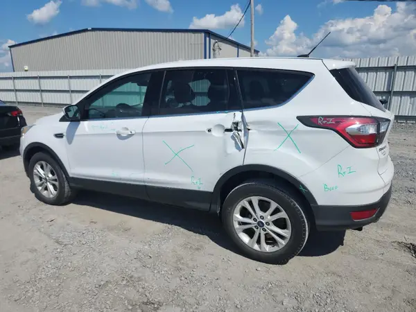 1FMCU9GD1HUB37625 2017 FORD ESCAPE - Image 2