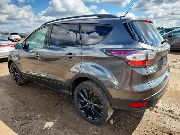 1FMCU9GD1HUB38404 2017 FORD ESCAPE - Image 2