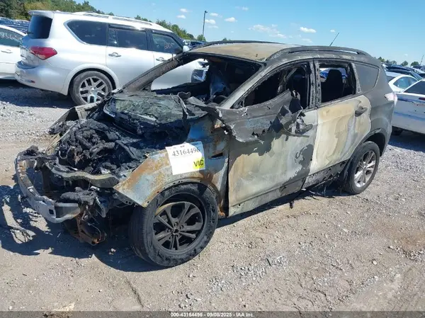 1FMCU9GD1HUB41903 2017 FORD ESCAPE - Image 2