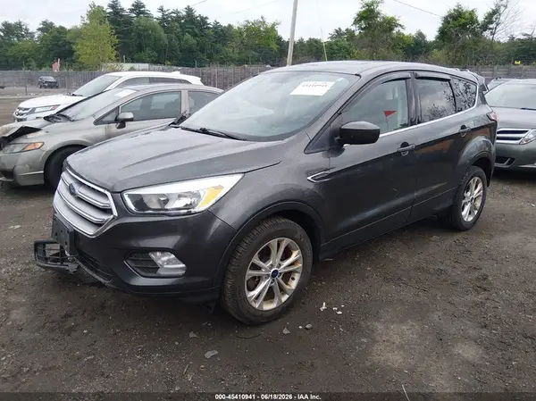 1FMCU9GD1HUB70785 2017 FORD ESCAPE - Image 2