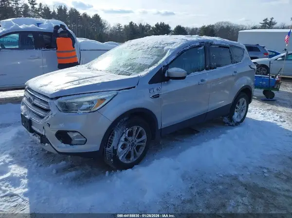 1FMCU9GD1HUC16342 2017 FORD ESCAPE - Image 2
