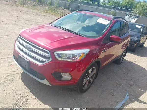 1FMCU9GD1HUC26160 2017 FORD ESCAPE - Image 2