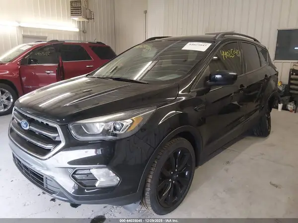 1FMCU9GD1HUC33562 2017 FORD ESCAPE - Image 2