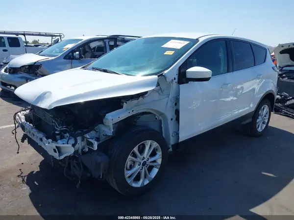 1FMCU9GD1HUC35179 2017 FORD ESCAPE - Image 2