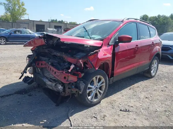 1FMCU9GD1HUC62348 2017 FORD ESCAPE - Image 2