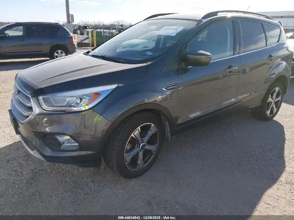 1FMCU9GD1HUC67095 2017 FORD ESCAPE - Image 2