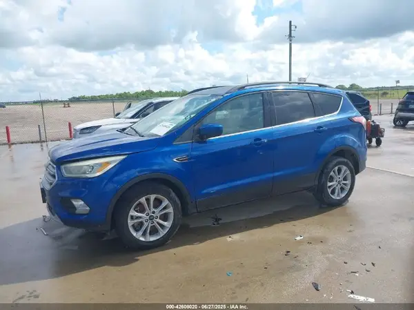 1FMCU9GD1HUC68196 2017 FORD ESCAPE - Image 2