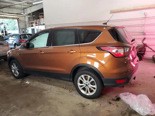 1FMCU9GD1HUC79635 2017 FORD ESCAPE - Image 2