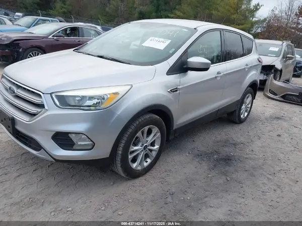 1FMCU9GD1HUC87913 2017 FORD ESCAPE - Image 2
