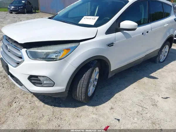 1FMCU9GD1HUC93888 2017 FORD ESCAPE - Image 2
