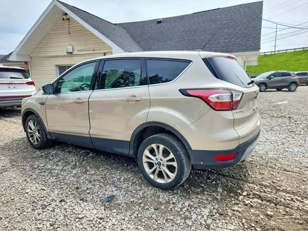1FMCU9GD1HUC98511 2017 FORD ESCAPE - Image 2