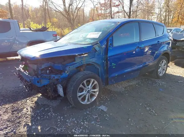 1FMCU9GD1HUD01570 2017 FORD ESCAPE - Image 2