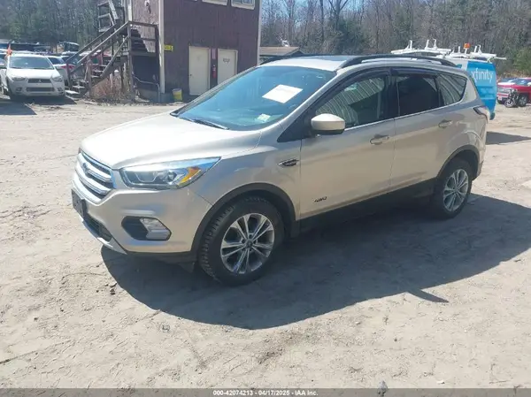 1FMCU9GD1HUD23228 2017 FORD ESCAPE - Image 2