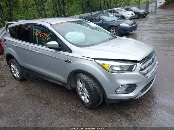 1FMCU9GD1HUD91691 2017 FORD ESCAPE - Image 1