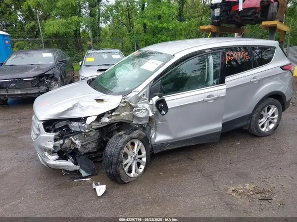 1FMCU9GD1HUD91691 2017 FORD ESCAPE - Image 2
