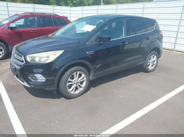 1FMCU9GD1HUE11471 2017 FORD ESCAPE - Image 2