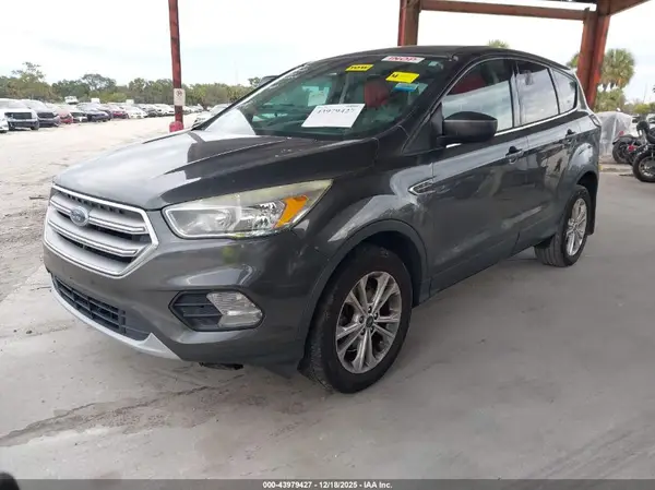 1FMCU9GD1HUE11664 2017 FORD ESCAPE - Image 2