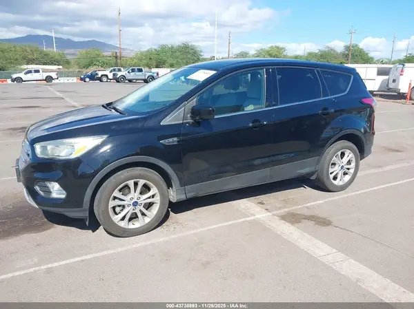 1FMCU9GD1HUE26195 2017 FORD ESCAPE - Image 2