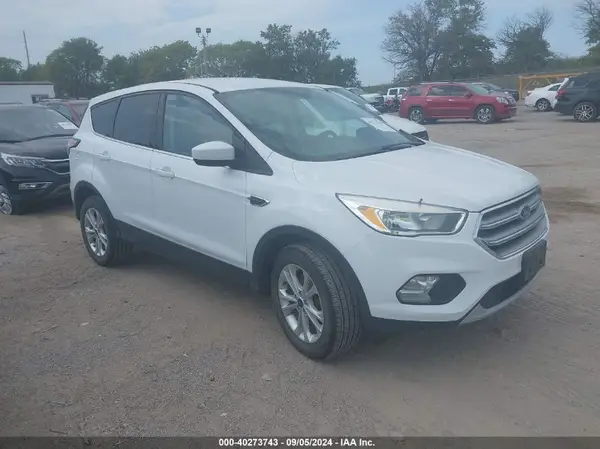 1FMCU9GD1HUE37715 2017 FORD ESCAPE - Image 1