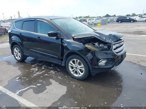 1FMCU9GD1HUE47435 2017 FORD ESCAPE - Image 1