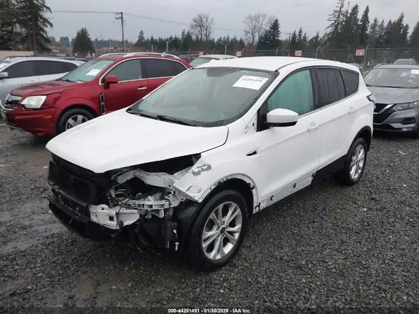 1FMCU9GD1HUE49556 2017 FORD ESCAPE - Image 2