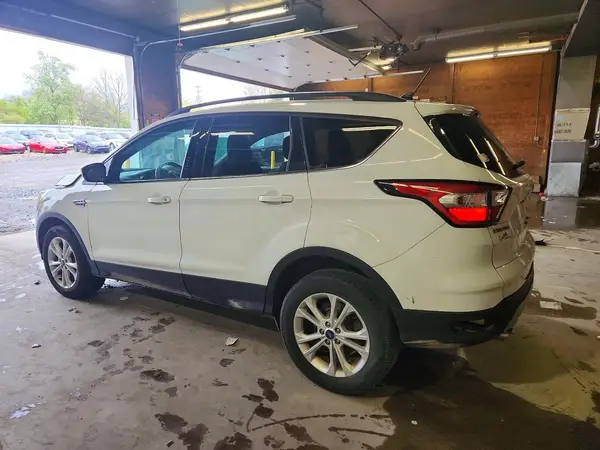 1FMCU9GD1JUA07902 2018 FORD ESCAPE - Image 2