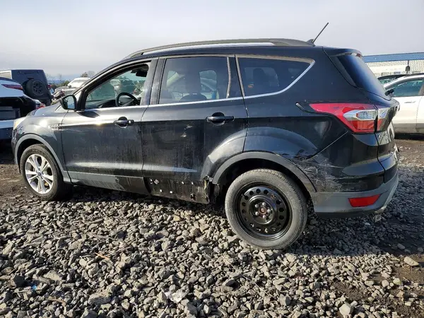 1FMCU9GD1JUA15143 2018 FORD ESCAPE - Image 2