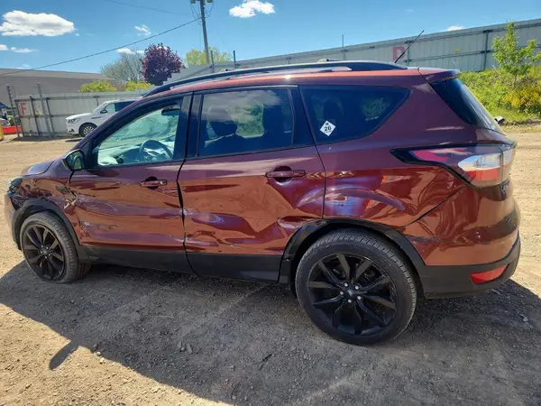 1FMCU9GD1JUA53813 2018 FORD ESCAPE - Image 2