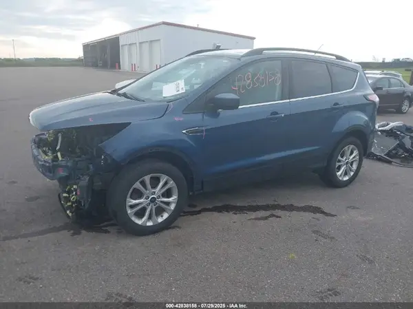 1FMCU9GD1JUA66030 2018 FORD ESCAPE - Image 2