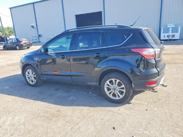 1FMCU9GD1JUA73964 2018 FORD ESCAPE - Image 2