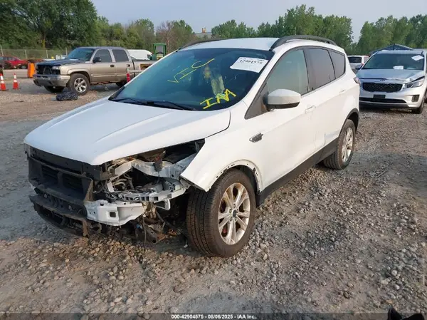 1FMCU9GD1JUA74113 2018 FORD ESCAPE - Image 2