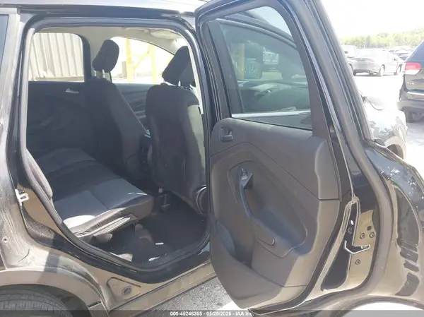 1FMCU9GD1JUA83586 2018 FORD ESCAPE - Image 8