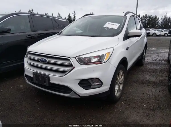 1FMCU9GD1JUA86598 2018 FORD ESCAPE - Image 2