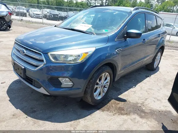 1FMCU9GD1JUB05604 2018 FORD ESCAPE - Image 2